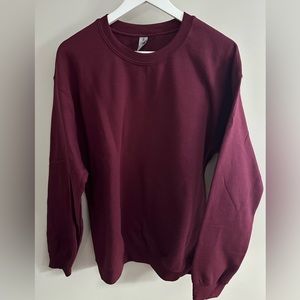 NWOT Gildan 18000 Adult Heavy Blend Crewneck Maroon
